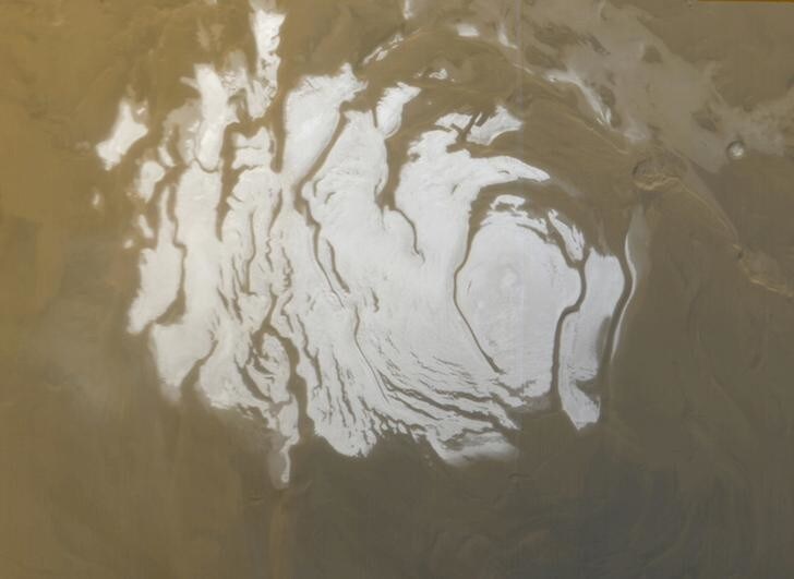 The south polar cap of Mars as it appeared to the Mars Global Surveyor (MGS) Mars Orbiter Camera (MOC) on April 17, 2000. Courtesy NASA/Handout via REUTERS THI