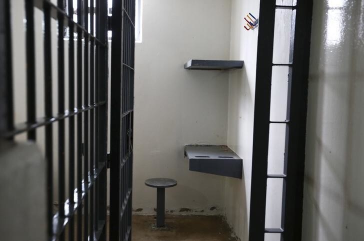 A view of drug lord Joaquin "El Chapo" Guzman's cell inside the Altiplano Federal Penitentiary, where he escaped from, in Almoloya de Juarez, on the outskirts of Mexico City, July 15, 2015. U.S. law enforcement officials met with agents of the Mexican attorney general's office this week to share information related to the escape from prison of Guzman and coordinate efforts to apprehend him, a Mexican government official said on Wednesday. REUTERS/Edgard Garrido