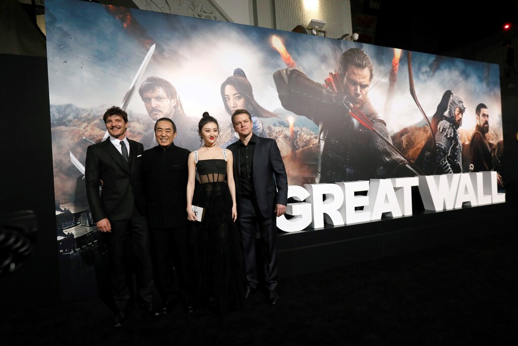 Stars Matt Damon, Jing Tian and Pedro Pascal and director Zhang Yimou (second left) pose at the Los Angeles premiere of The Great Wall.
