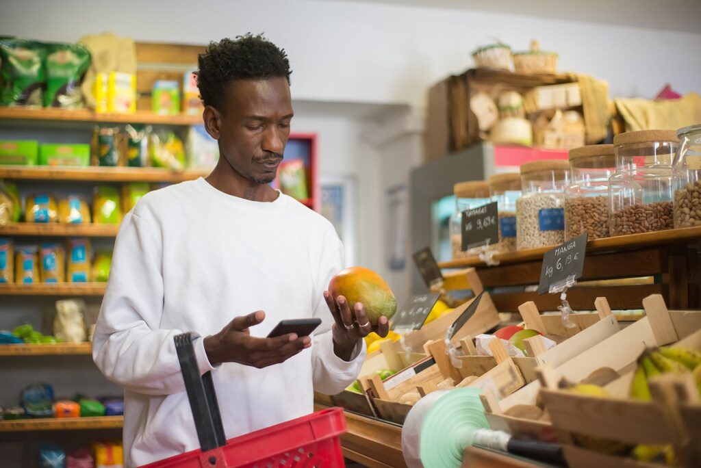 Thanks to COVID-19 and war in Europe, recent consumer confidence has been volatile.