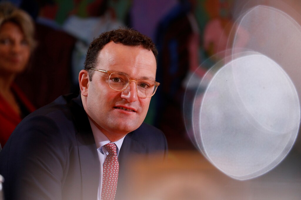 German Health Minister Jens Spahn attends the weekly cabinet meeting in Berlin, Germany, October 16, 2019. REUTERS/Michele Tantussi - RC1E2103D9E0