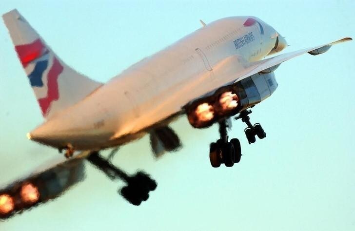 The last British Airways Concorde flight to London leaves New York's JFK Airport October 24, 2003. British Airways is retiring the Concord commercial flights after flying for the last 27 years.