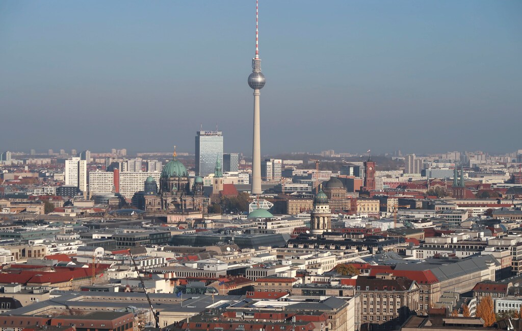 A general view shows the skyline of the East city center with the TV tower in Berlin, Germany, November 6, 2018. REUTERS/Fabrizio Bensch - RC155C889AB0