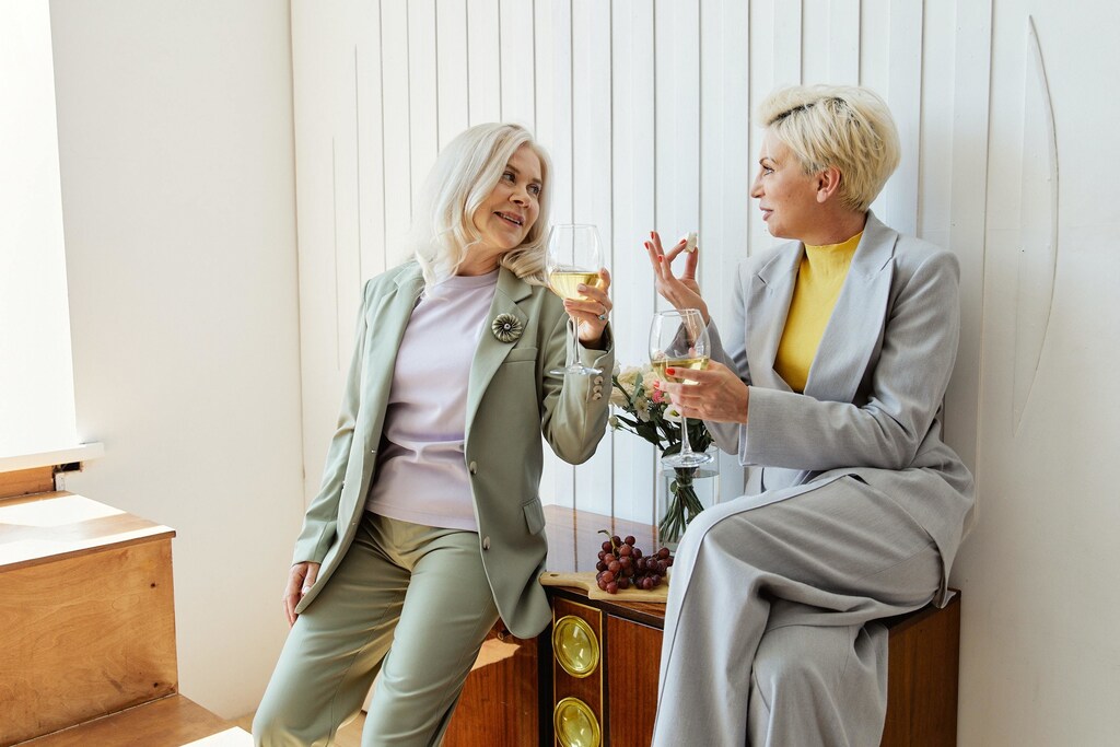 Two women from different generations chatting.
