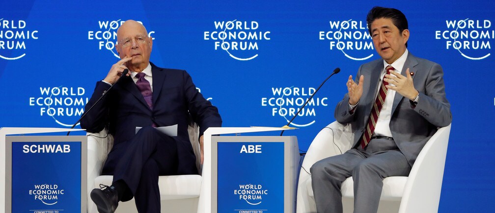 Japanese Prime Minister Shinzo Abe and Executive Chairman of the Forum Klaus Schwab at Davos 2019.