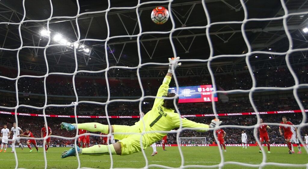 Football - England v Switzerland - UEFA Euro 2016 Qualifying Group E - Wembley Stadium, London, England
