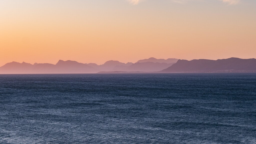 The speed of sea level rise has quickened again over the last decade to 3.9mm a year.