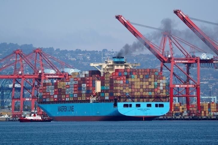 A Maersk Line container ship prepares to depart port in Long Beach, California, U.S. July 16, 2018. REUTERS/Mike Blake