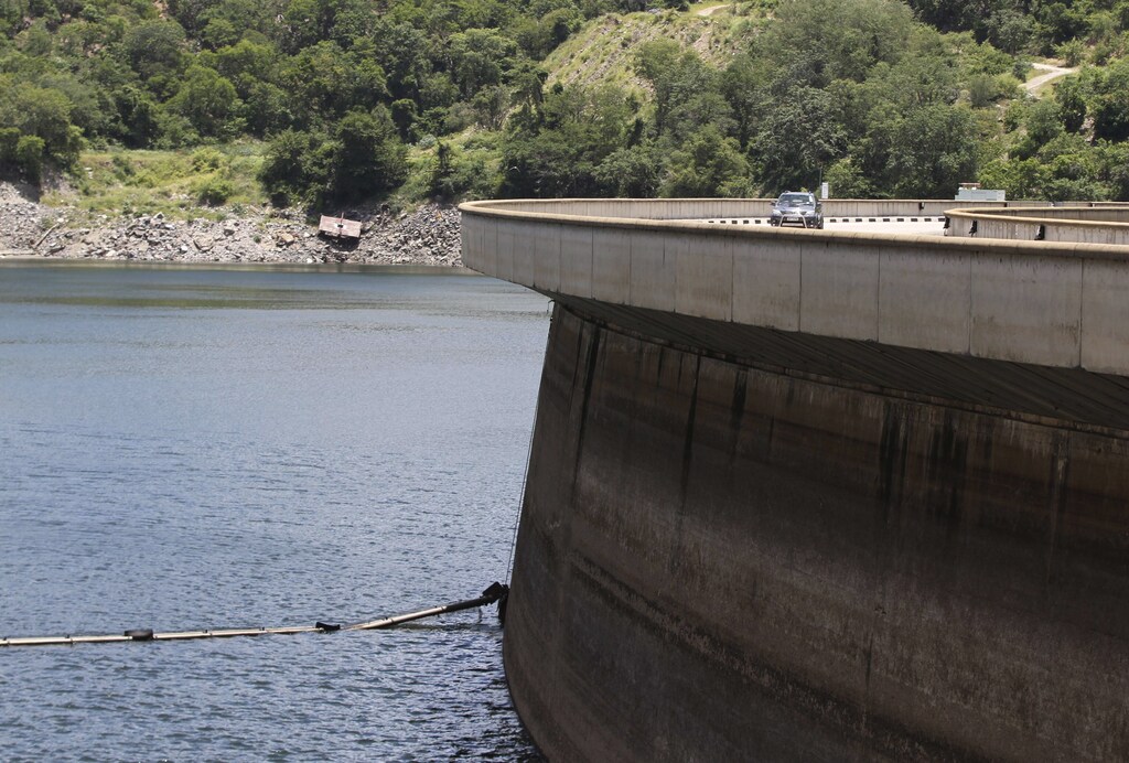 Due to severe drought in Zimbabwe, the Kariba hydropower dam would only generate power for the next 165 days