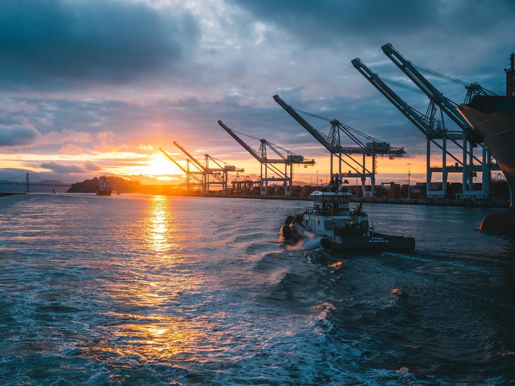 shipping container port trade logistics bunker fuel decarbonization green stimulus energy