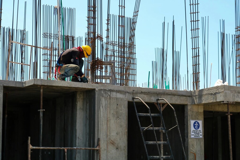Un salario digno permite a los trabajadores y a sus familias cubrir todas sus necesidades básicas.