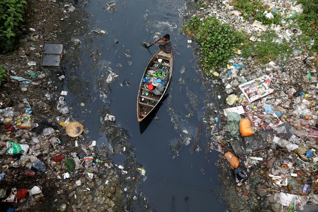 bubble-barrier-an-effective-solution-to-check-plastic-pollution-in-rivers