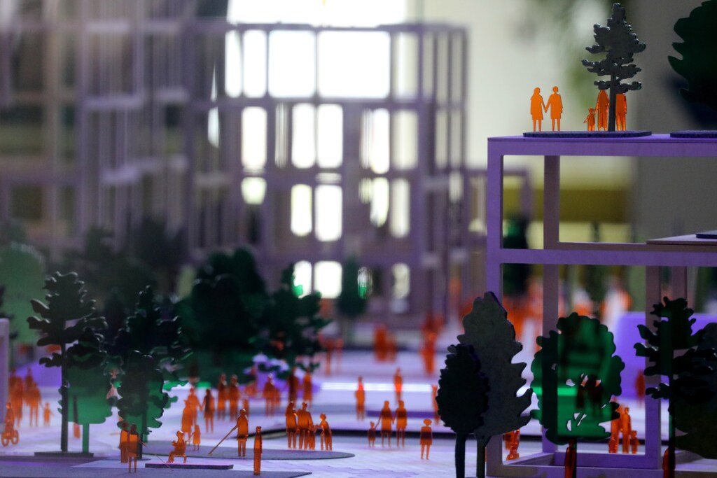 Building models are seen at the offices of Alphabet's Sidewalk Labs "smart city" after the company announced it has pulled out of its project due to economic uncertainty in Toronto, Ontario, Canada May 7, 2020. REUTERS/Chris Helgren - RC2VJG91RKAK