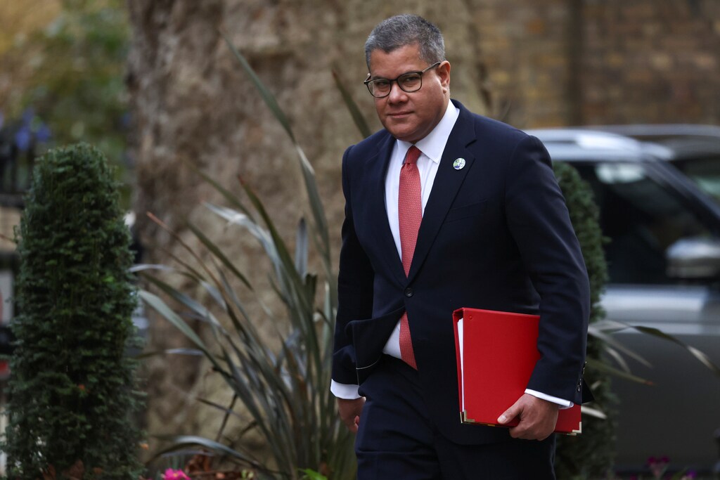 British President for COP26 Alok Sharma walks at Downing Street, in London, Britain, February 21, 2022. REUTERS/Tom Nicholson