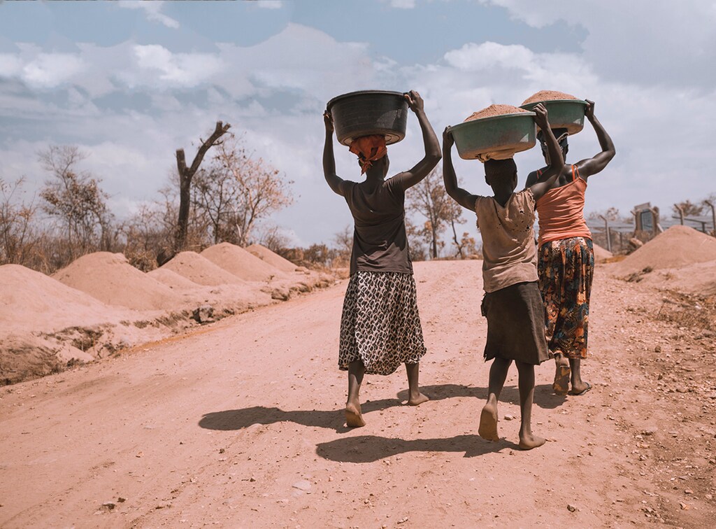 humanitarian crises; women and girls; refugees