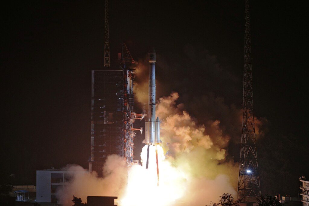Two BeiDou-3 satellites via a single carrier rocket take off at the Xichang Satellite Launch Center, Sichuan province, China November 19, 2018. REUTERS/Stringer ATTENTION EDITORS - THIS IMAGE WAS PROVIDED BY A THIRD PARTY. CHINA OUT. - RC1FD9BA1C80