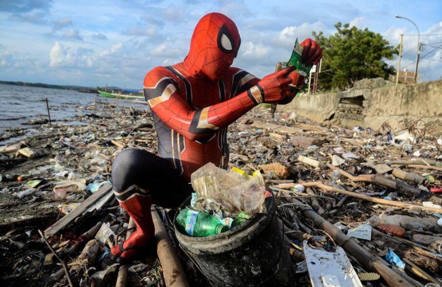 spiderman plastic waste pollution ocean seas micro macro indonesia super hero inspire national clean up comic rivers public service single use plastics