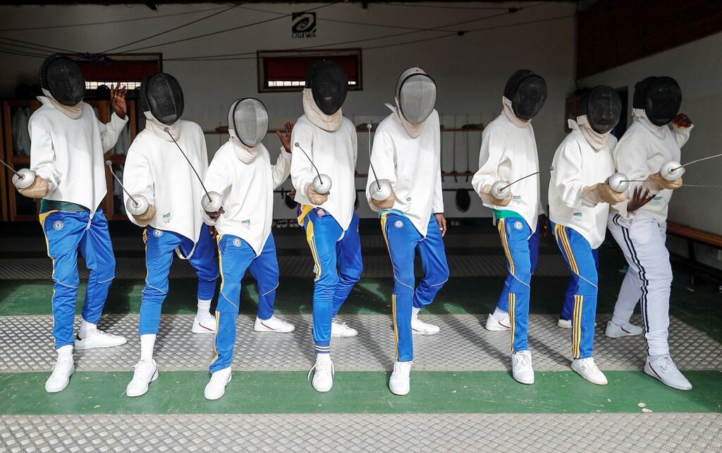 Prisoners are photographed during the art of fencing learning session in Thies, Senegal September 17, 2019. .Picture taken September 17. 2019. REUTERS/. Zohra Bensemrs - RC1B2CF508D0