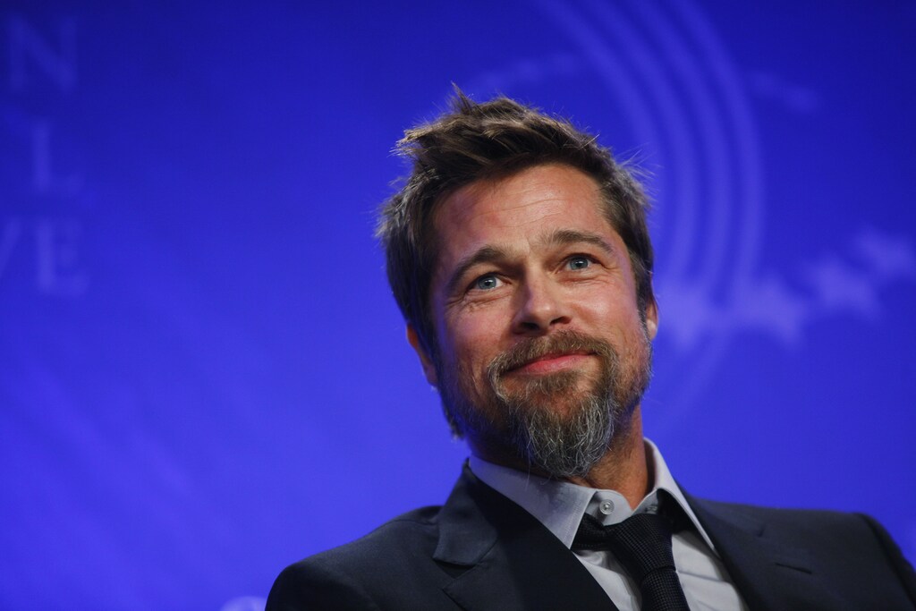 Actor Brad Pitt speaks during a panel discussion about rebuilding New Orleans, at the Clinton Global Initiative, in New York, September 24, 2009. About 1,200 participants including heads of state, business leaders, humanitarians and celebrities will attend the fifth annual Clinton Global Initiative (CGI) which started on Tuesday.