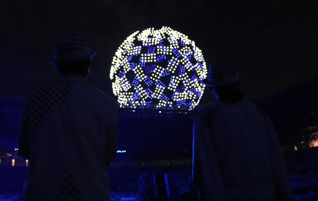 drone-fireworks-image