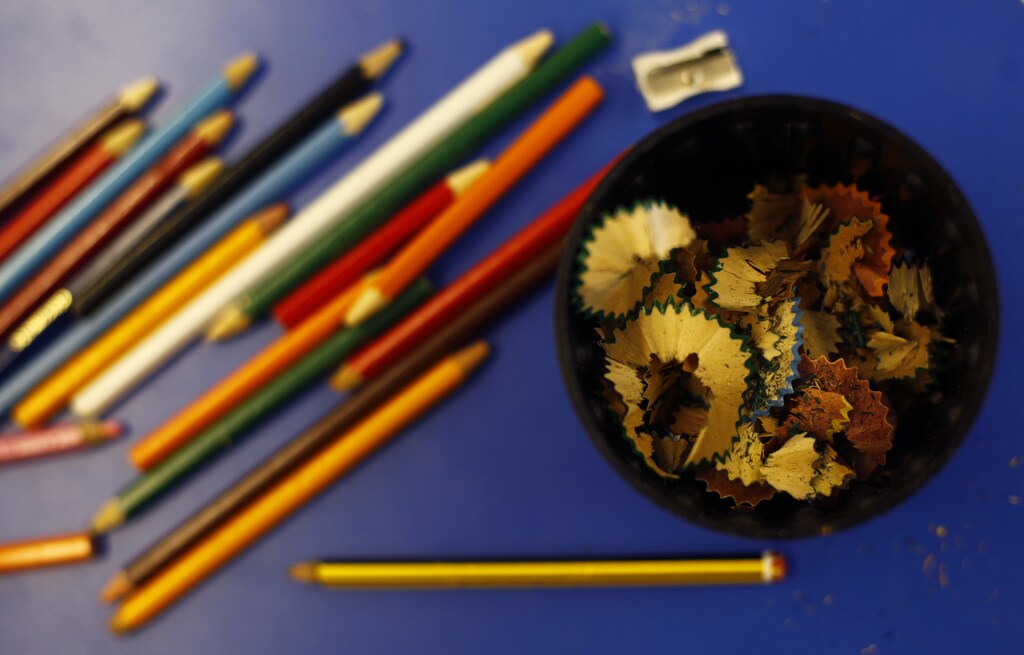 Pencils and pencil shavings are seen on a desk at Watlington Primary School in Watlington, southern England December 14, 2011. On Thursday the Department of Education will publish primary school league tables. REUTERS/Eddie Keogh (BRITAIN - Tags: POLITICS EDUCATION) - LM1E7CE14WN01