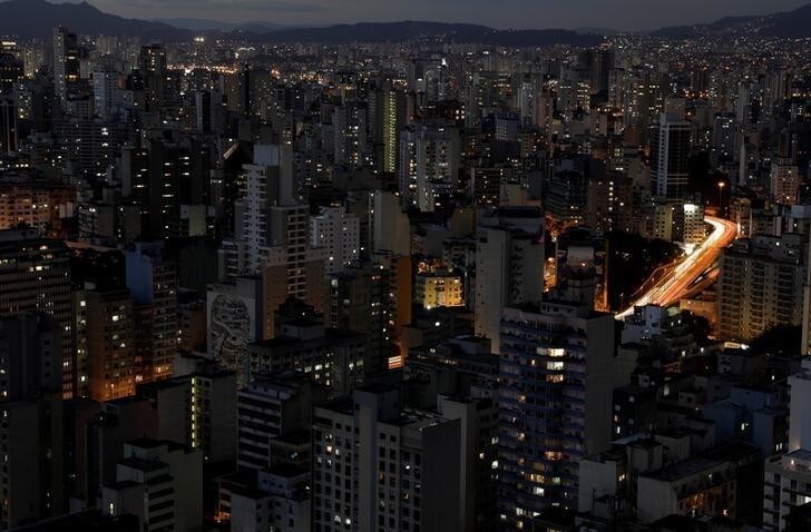 A general view shows buildings and cars driving down a main avenue in downtown Sao Paulo, Brazil, February 1, 2018. REUTERS/Paulo Whitaker