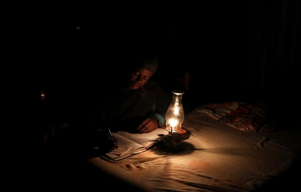 how to end energy poverty image