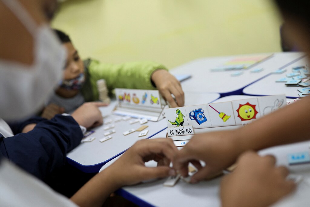 education - Children make words during a class of the 'Project to Strengthen Learning' with the aim of making up for the shortfall aggravated by the pandemic at the city public school Conde Luiz Eduardo Matarazzo, in Sao Paulo, Brazil June 23, 2022. Picture taken June 23, 2022.