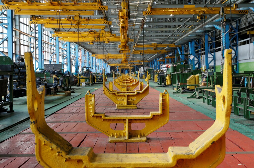 A main production line is seen at the Kharkiv tractor plant (HTZ) in Kharkiv, Ukraine, June 23, 2016. REUTERS/Valentyn Ogirenko - RTX2IHLP