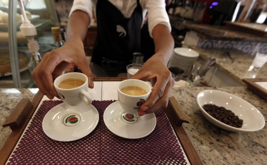 consumption coffee economics cost break down processes tea drinks perishables global supply chains costs famers labor cup