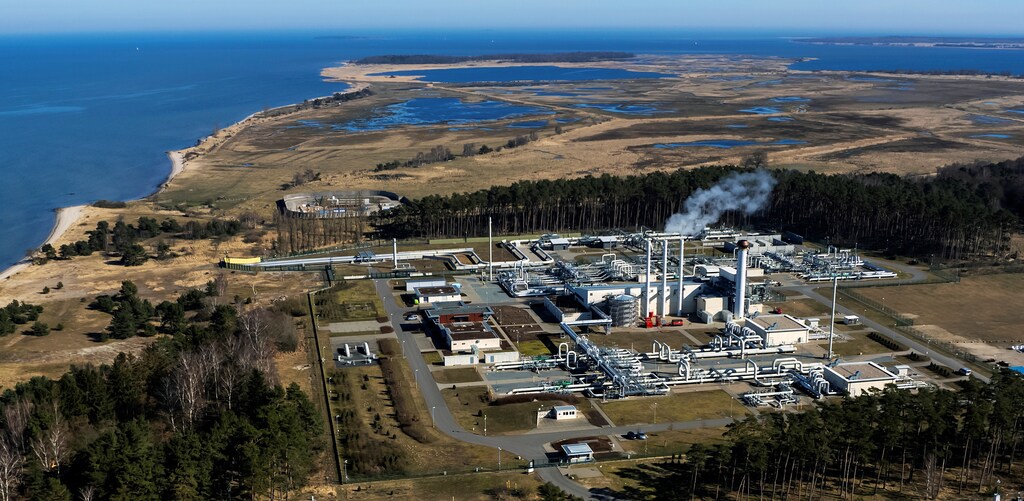 The landfall facilities of the 'Nord Stream 1' gas pipeline are pictured in Lubmin, Germany, March 8, 2022. Picture taken with a drone. REUTERS/Hannibal Hanschke