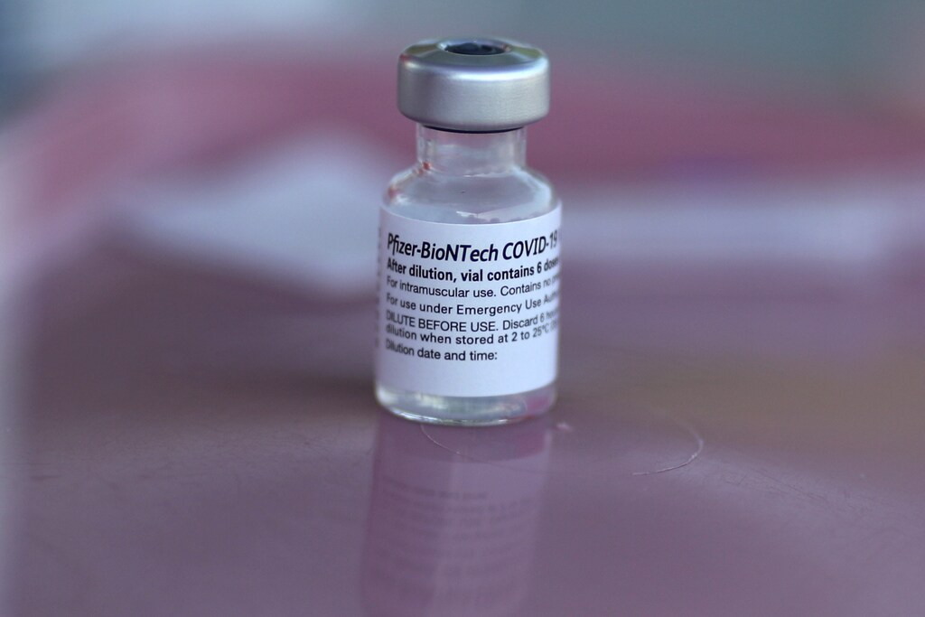 A Pfizer-BioNTech coronavirus disease (COVID-19) vaccination is seen as part of a vaccine drive by the Fernandeno Tataviam Band of Mission Indians in Arleta, Los Angeles, California, U.S., August 23, 2021. REUTERS/Lucy Nicholson - RC28BP96ITLP