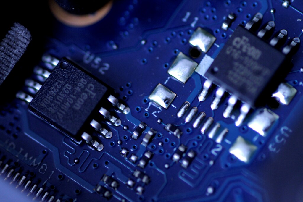 A computer's motherboard is seen in this illustration photo June 21, 2017. REUTERS/Thomas White/Illustration - RC15DC1C45E0