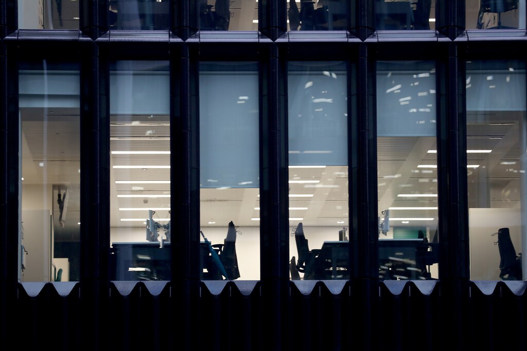 Empty offices are seen as the spread of the coronavirus disease (COVID-19) continues, in London, Britain March 19, 2020. REUTERS/Simon Dawson - RC24NF9I75R0