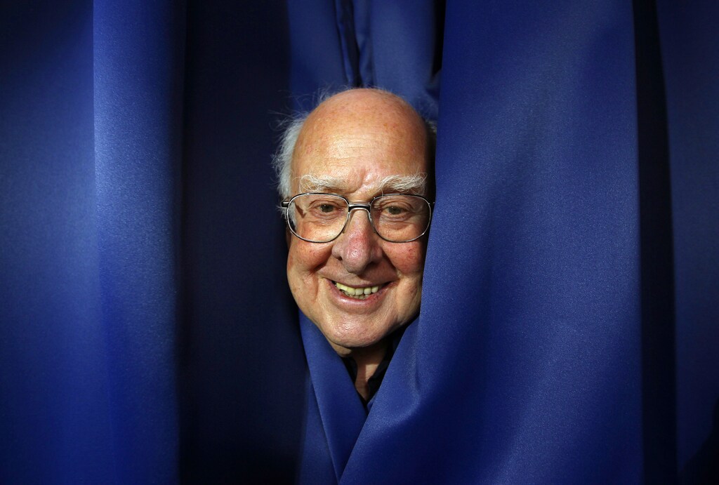 Professor Peter Higgs poses for a photograph following a news conference at the launch of The University of Edinburgh's new Higgs Centre for Theoretical Physics, Scotland July 6, 2012. REUTERS/David Moir (BRITAIN - Tags: SCIENCE TECHNOLOGY EDUCATION SOCIETY) - LM1E876106501