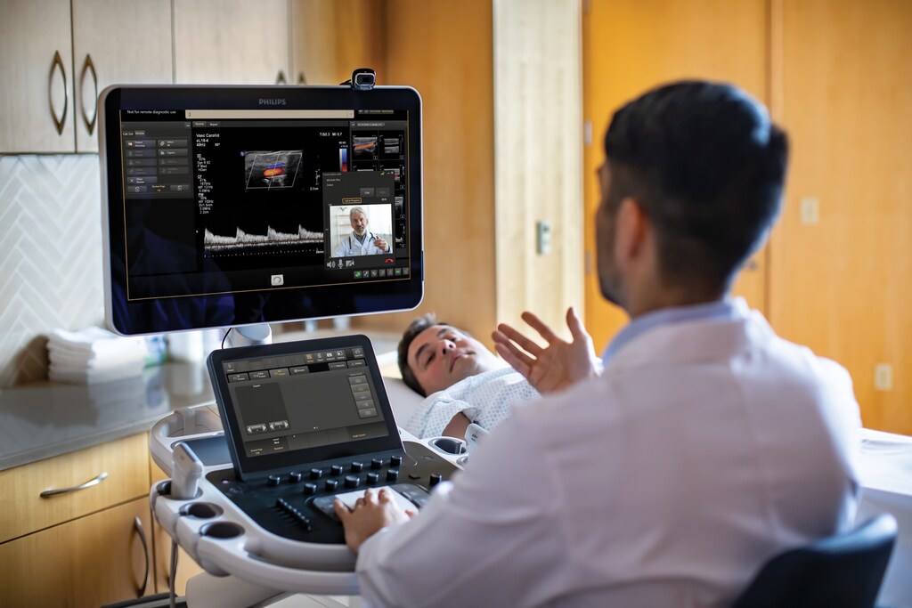 Davos 2023 ; This image shows a healthcare worker treating a patient