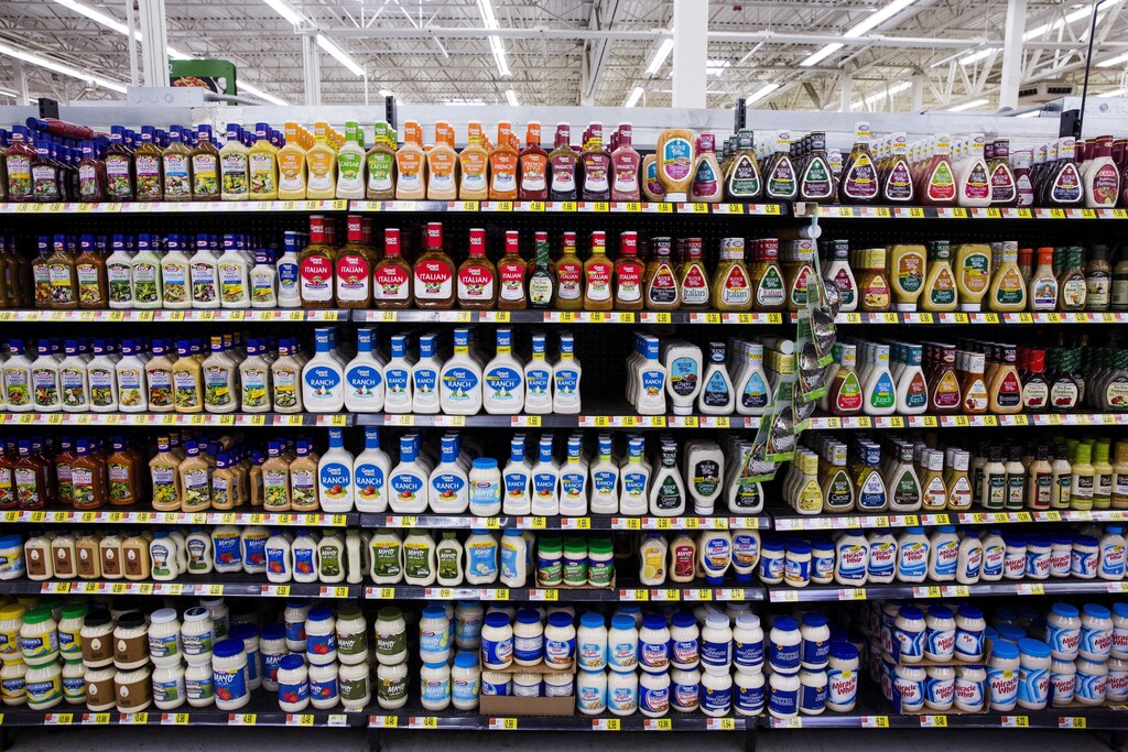 Salad dressings are displayed at a Walmart store in Secaucus, New Jersey, November 11, 2015. REUTERS/Lucas Jackson - GF20000055697