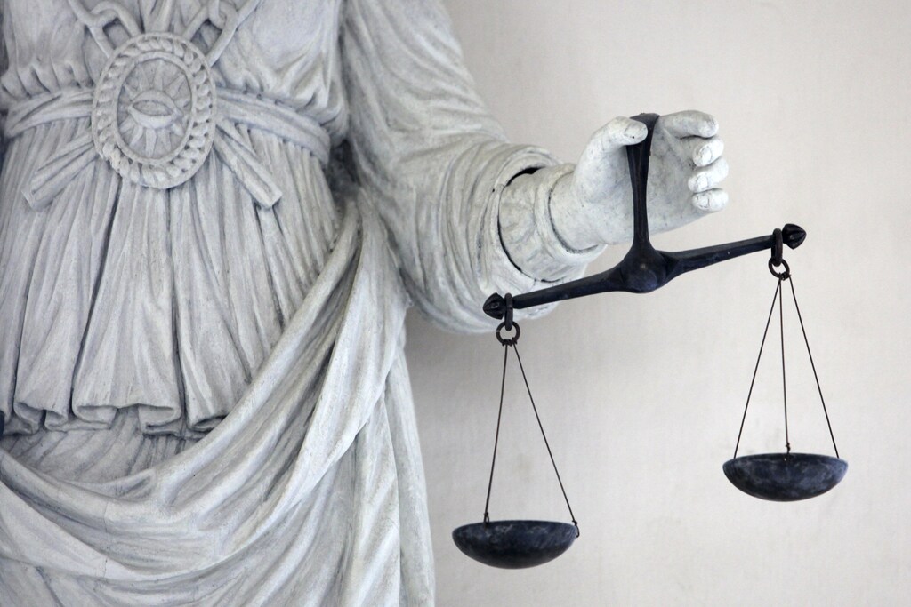Court users need judicial institutions that are effective, cheap and secure, regardless of the country they operate in