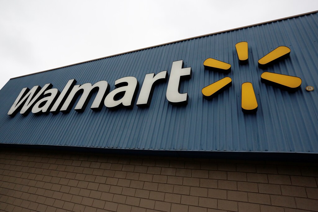 The logo of Walmart is pictured at a store in Monterrey, Mexico February 12, 2018. Picture taken February 12, 2018. REUTERS/Daniel Becerril - RC1A667C6760