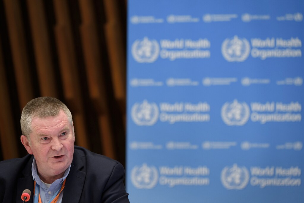 WHO Health Emergencies Programme head Michael Ryan attends a news conference organized by Geneva Association of United Nations Correspondents (ACANU) amid the COVID-19 outbreak, caused by the novel coronavirus, at the WHO headquarters in Geneva, Switzerland July 3, 2020. Fabrice Coffrini/Pool via REUTERS - RC2SLH93JUWY