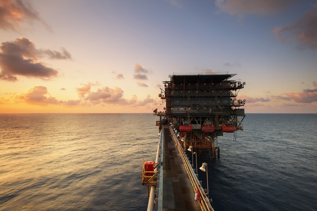 sea, ocean, bridge, platform, water, signals, oil, sky, clouds, lights, posts, stairs