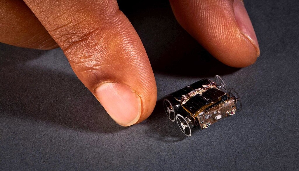 MilliMobile is a tiny, self-driving robot powered by light or radio waves.