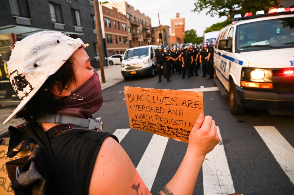 Demonstrators protest against the racial inequality in the aftermath of the death in Minneapolis police custody of George Floyd, in New York City, New York, U.S. June 11, 2020. Picture taken June 11, 2020. REUTERS/Idris Solomon - RC2I7H96PQ14