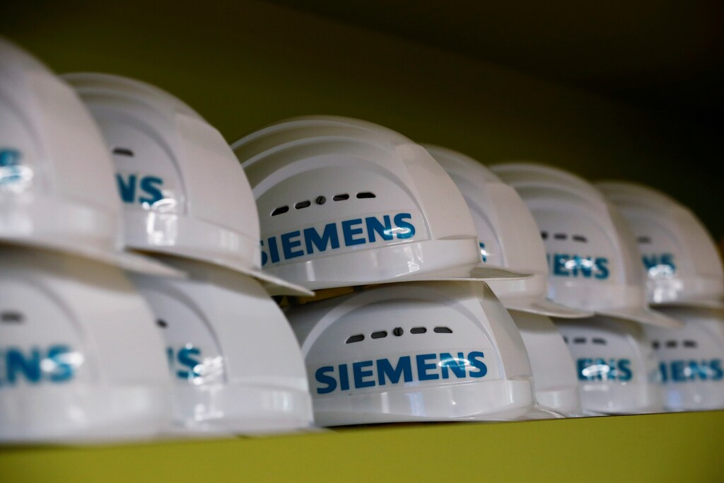 Safety helmets are seen at Siemens company's plant in Goerlitz, Germany, July 15, 2019. REUTERS/Hannibal Hanschke - RC194B4ADC60