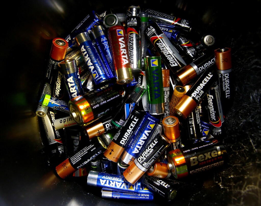Used batteries of different typs are seen in a collecting box for recycling at an office in Zurich, Switzerland August 14, 2017. REUTERS/Arnd Wiegmann - RTS1BPSQ