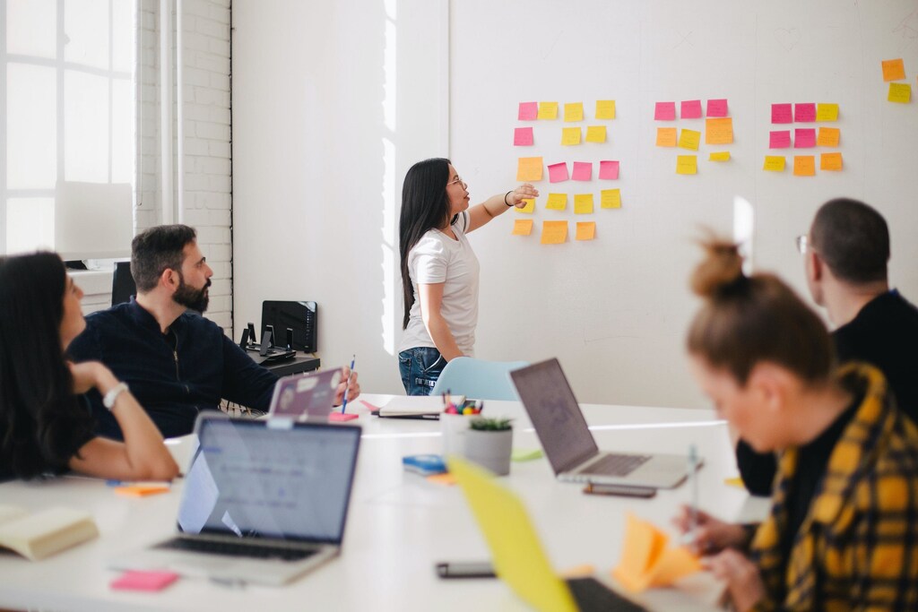 Self-awareness is key to good decision making at work, research shows.
