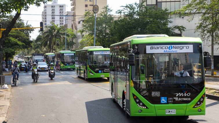 Colombia's city of Cali launches a fleet of 26 electric buses, September 2019.