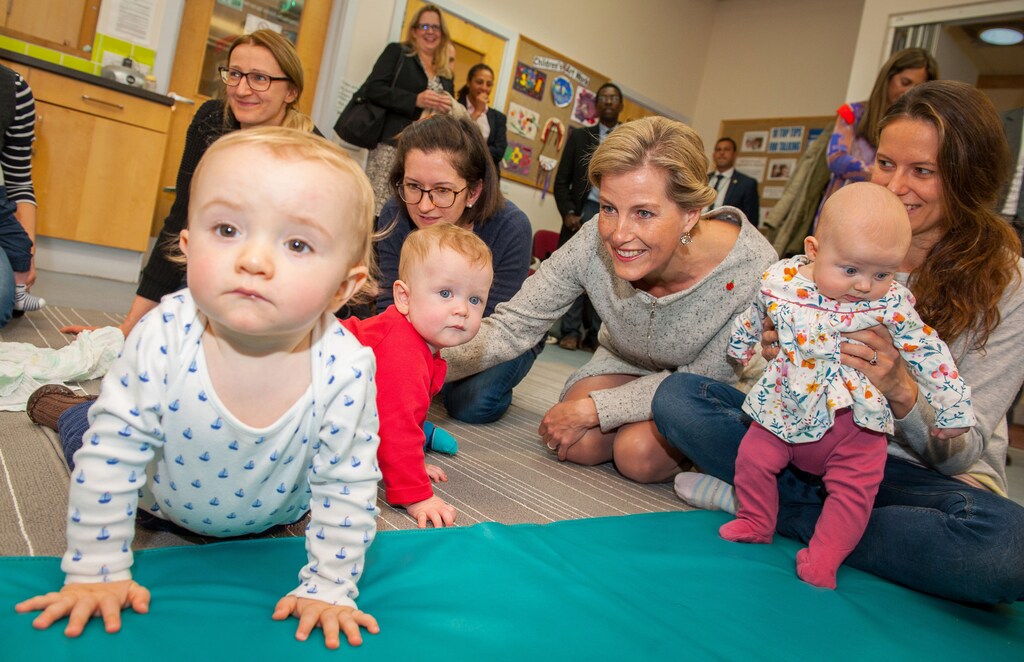 Britain's Sophie, the Countess of Wessex meets mothers and babies at a music session during a joint visit with Colombia's First Lady Maria Clemencia Rodriguez de Santos to Vanessa Nursery School and Cathnor Park Children's Centre in west London, November 2, 2016. REUTERS/Dominic Lipinski/Pool - RTX2RIQO