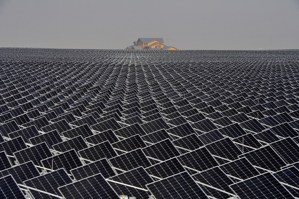 Leading power utilities are future-proofing themselves by embracing technology.