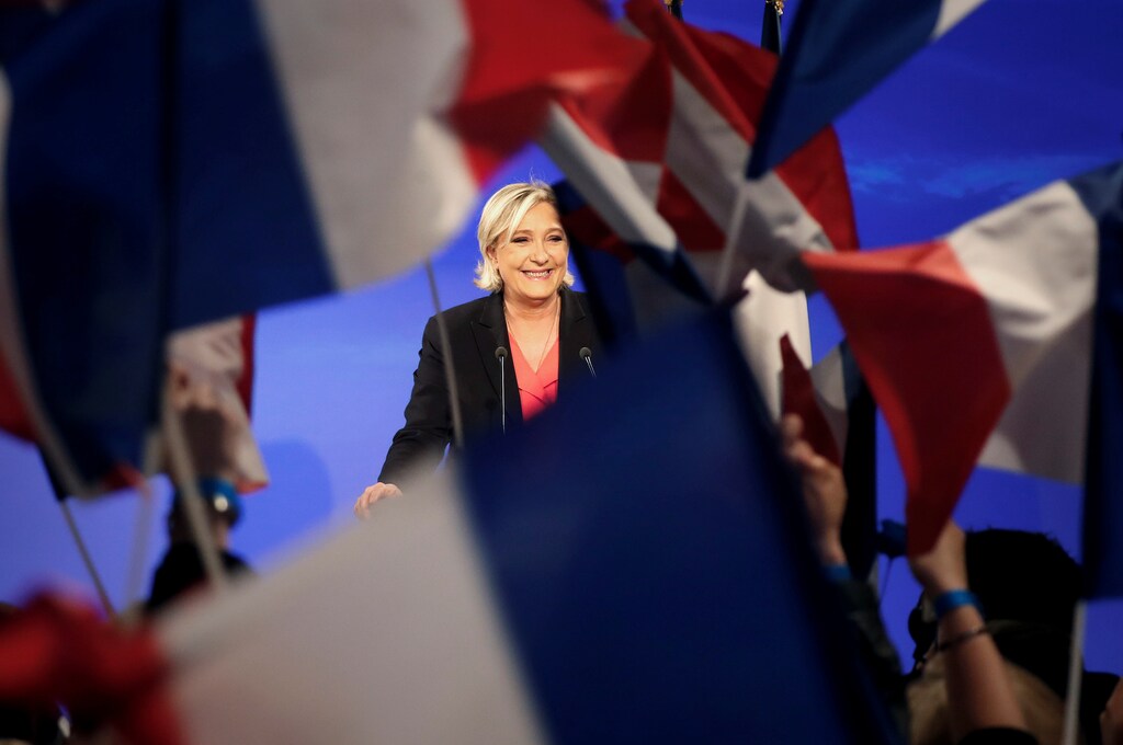 Marine Le Pen, French National Front (FN) political party candidate for French 2017 presidential election, concedes defeat at the Chalet du Lac in the Bois de Vincennes in Paris after the second round of 2017 French presidential election, France, May 7, 2017. REUTERS/Charles Platiau - RTS15K68